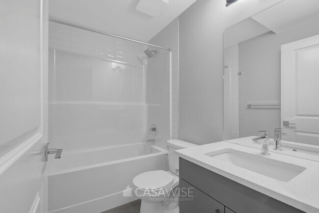 Photo - 9348-9154 154 St Unit Bsmt