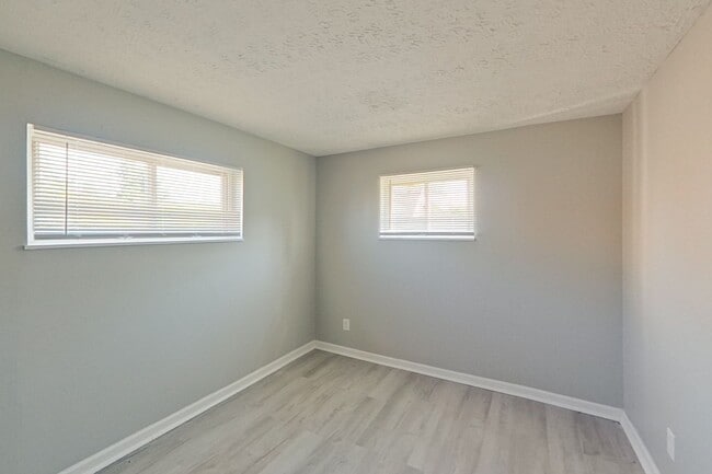 Photo - 3605 Cushing Dr Unit A