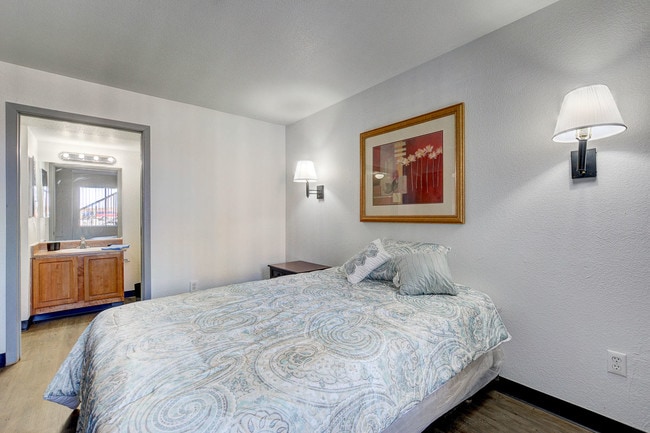 Residence at Tropicana