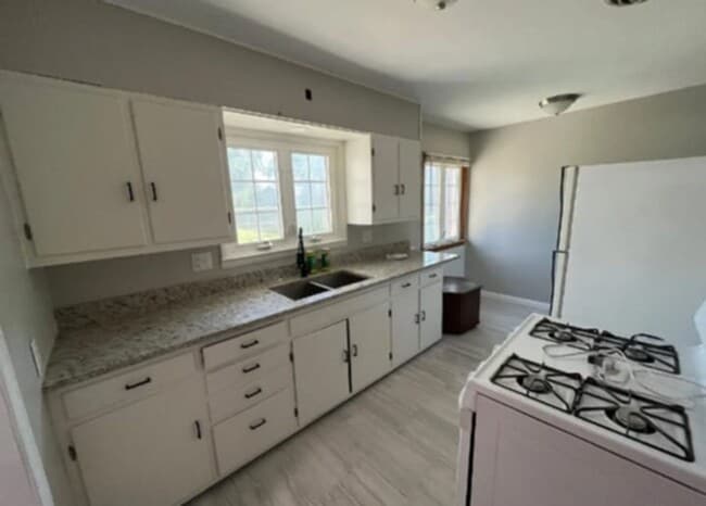 Photo - Stunning 3-Bedroom Rental Home – Comfort &...