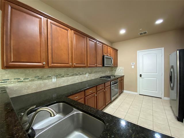 Photo - 375 Dublin St Townhome