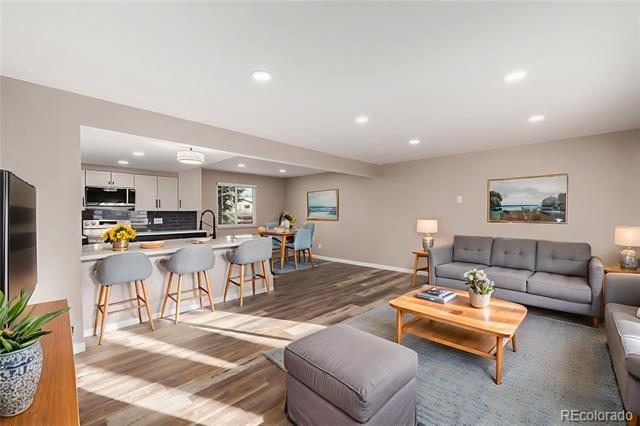 Photo - 6976 Braun Ct