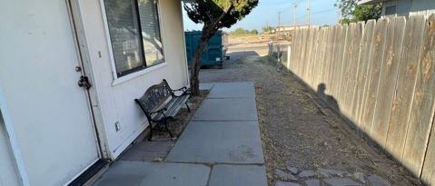 Photo - 209 N Broadway St