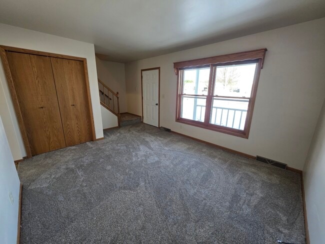 Living Room - 303 Thomas Dr