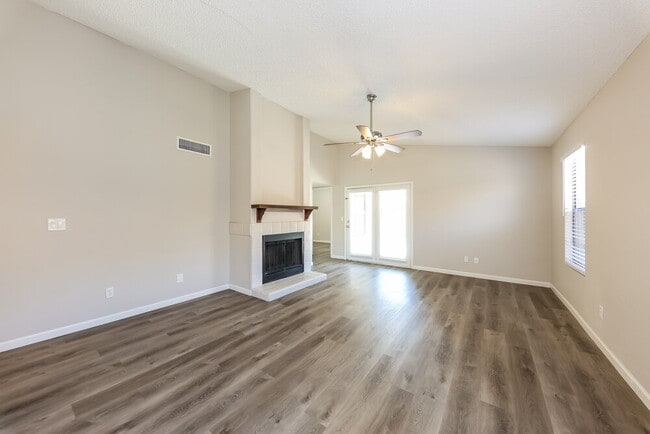 Photo - 8938 N 64th Ln