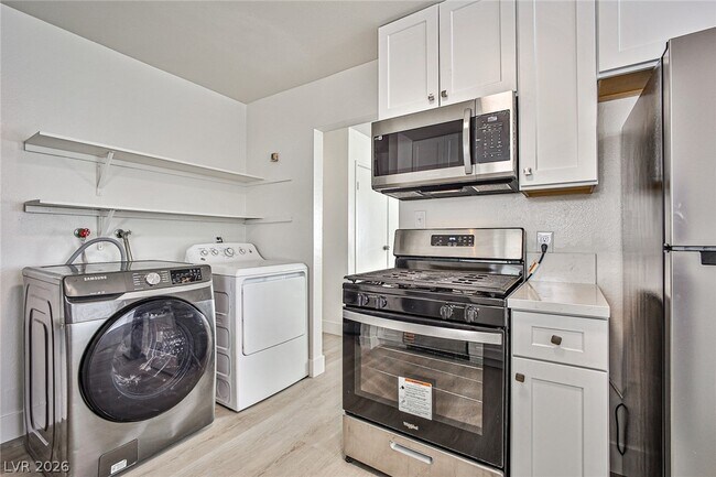 Photo - 3481 S Myrtle Ave