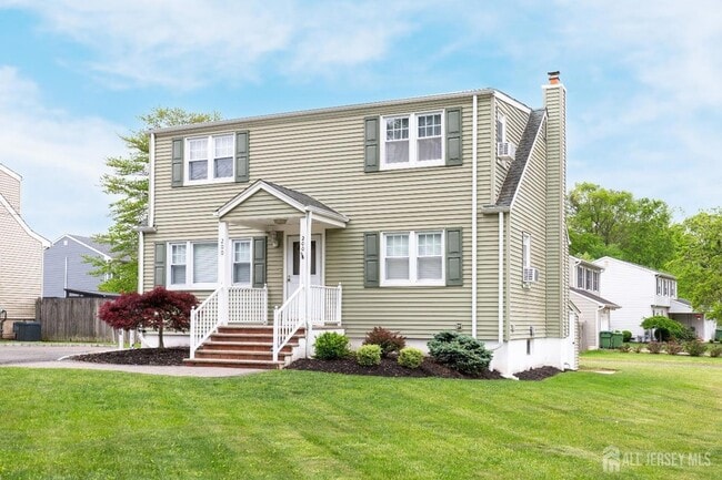 Photo - 200 Plainfield Rd Condo
