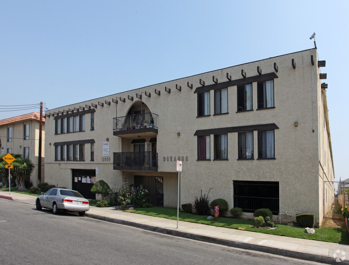 Durango Apartments - Durango Apartments
