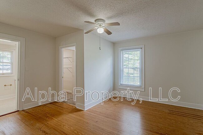 407 Cedar Lane Rd
