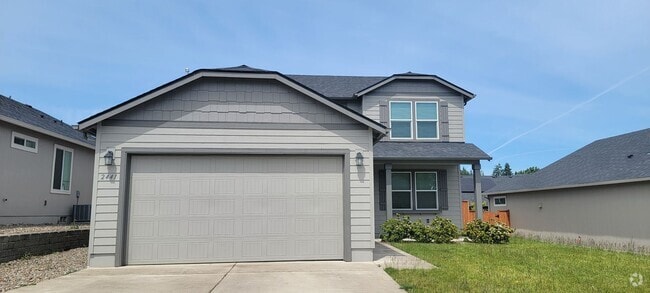 Building Photo - North Albany upgraded single family house