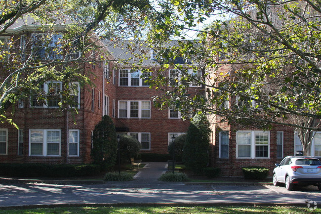 Building Photo - Boulevard House