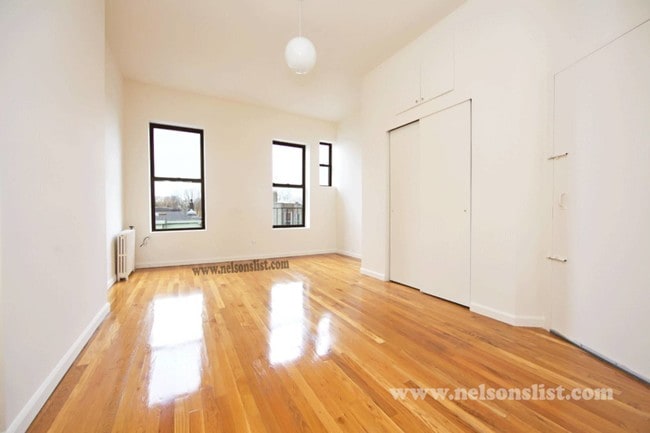 Photo - 392 Prospect Ave