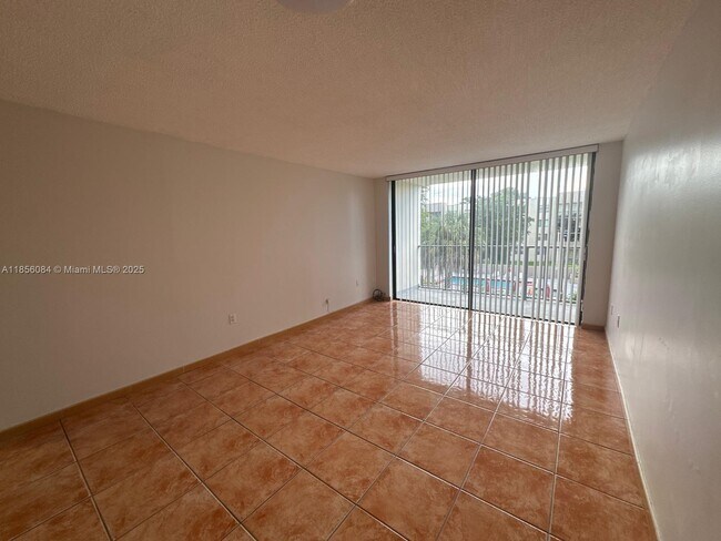 Building Photo - 8002 SW 149th Ave Unit B311 Rental