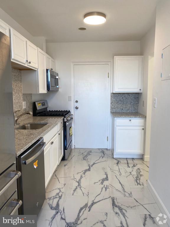 Building Photo - 3450 Toledo Terrace Unit 116 Rental