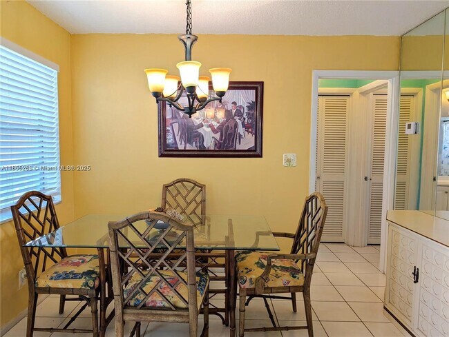 Photo - 1280 NW 43rd Ave Unidad 205