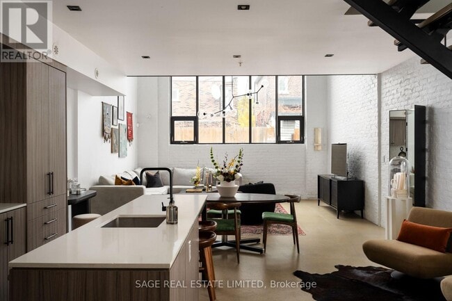 Photo - 50 Bartlett Ave