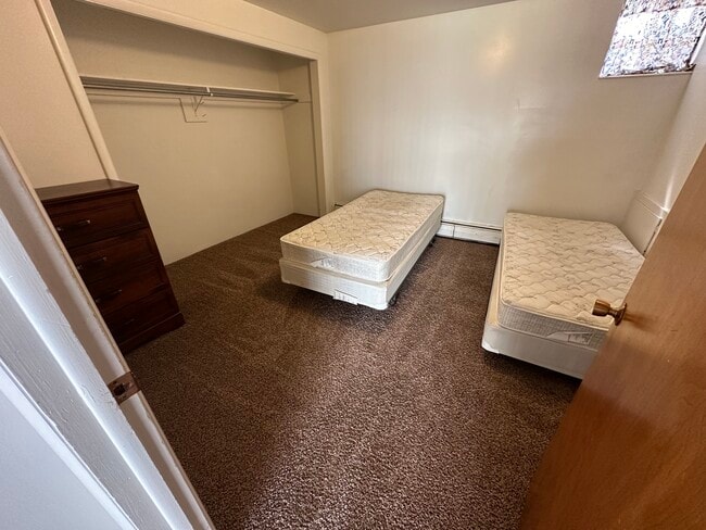 Photo - Pinnacle Apartments