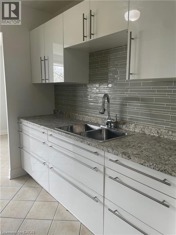 Photo - 222 Concession St Unité 410