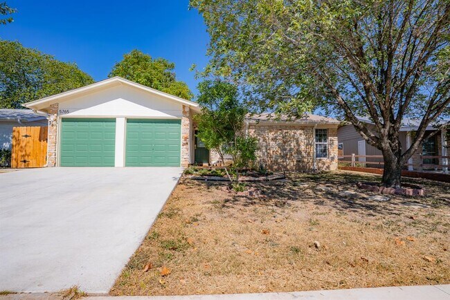 Building Photo - 5765 Palo Blanco Ln