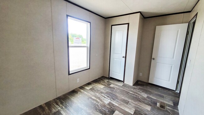 Photo - 114 Partridge Ln