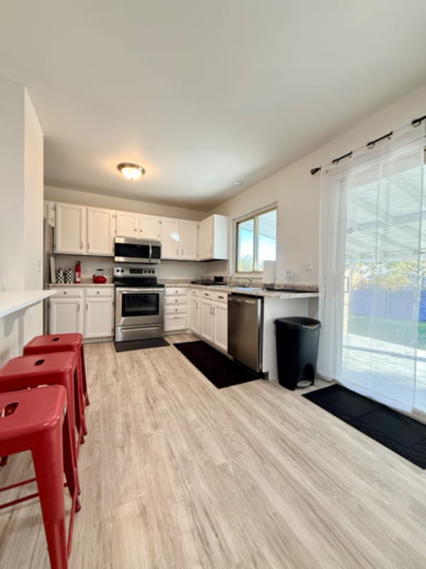 Building Photo - 2708 W 98th Dr