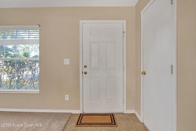 Photo - 1384 Palau St SE