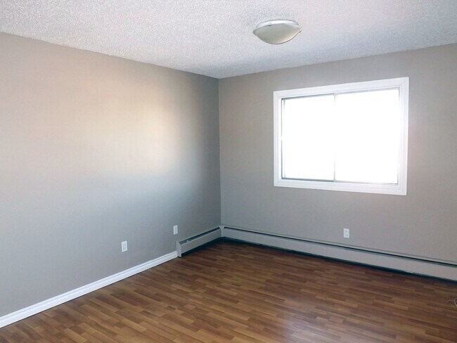 Photo - Joy Manor Apartments