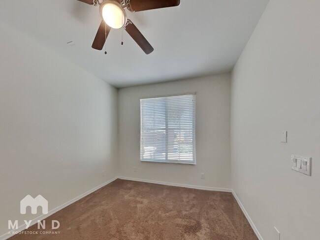 Photo - 35167 N Braeden Dr