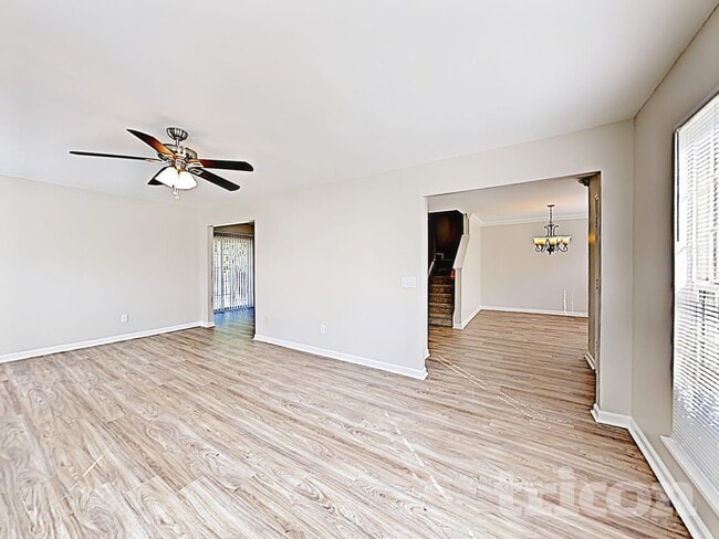 Photo - 1221 Brook Farm Ln