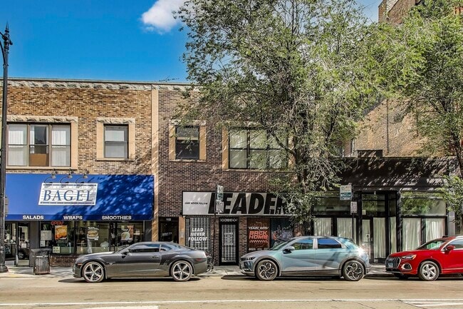 Building Photo - 1152 W Madison St Unit 2 Rental