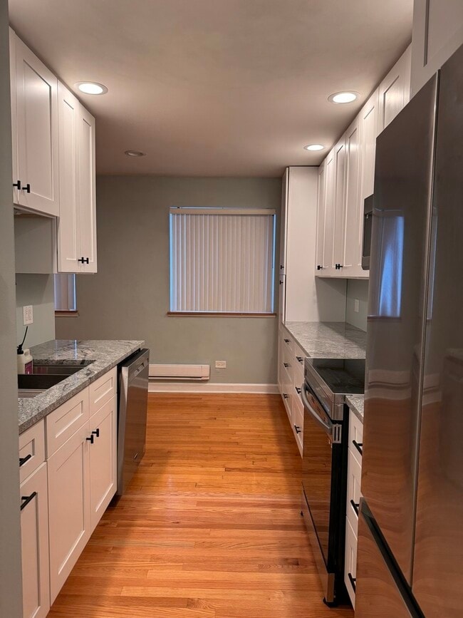 Photo - 705 Strom Dr Unidad 2D