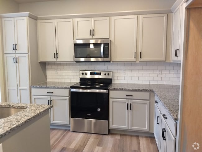 Building Photo - 402 Skyraider Way Rental