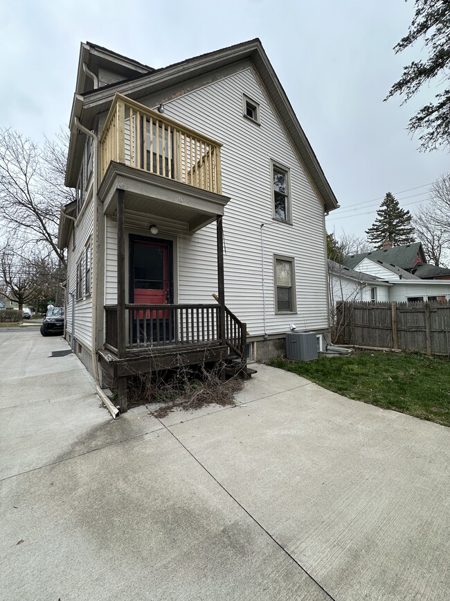 back of home - 829 Miller Ave