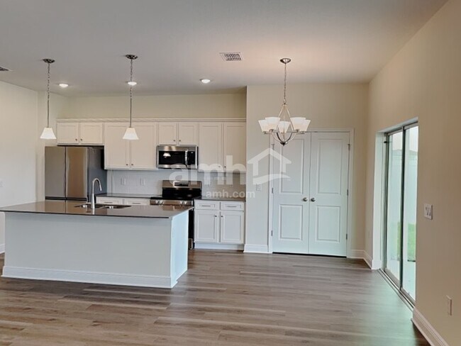 1388 Sky Lks Dr