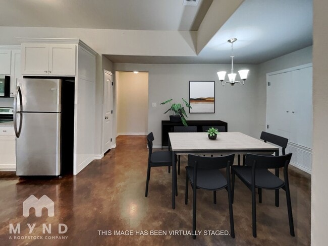 Photo - 2714 San Gabriel Dr