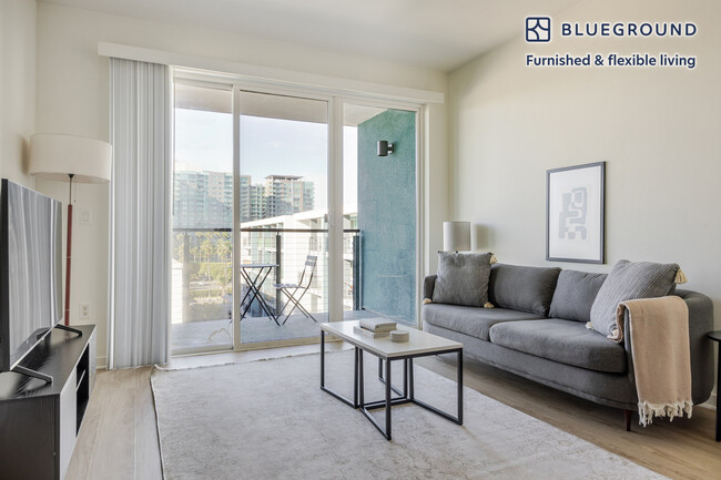Building Photo - 13488 Maxella Ave Rental