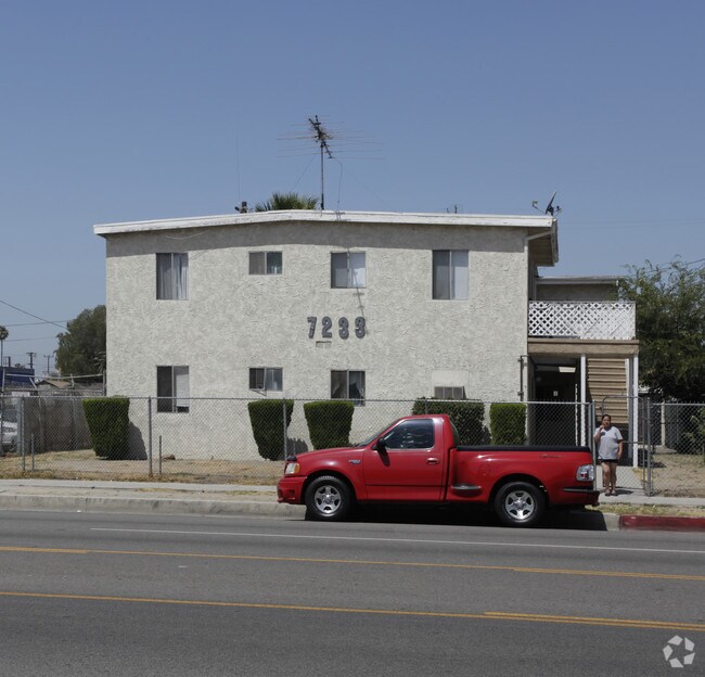 Photo - Sun Valley Apartments