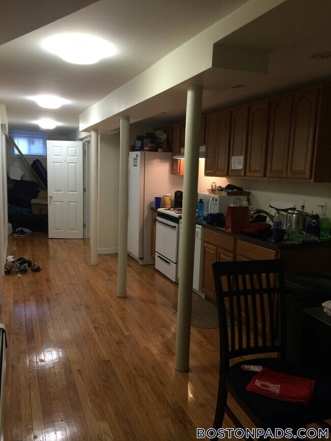 Photo - 1426 Commonwealth Ave Unidad B-2