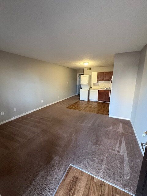 Photo - 301 E 12th St Unit 1