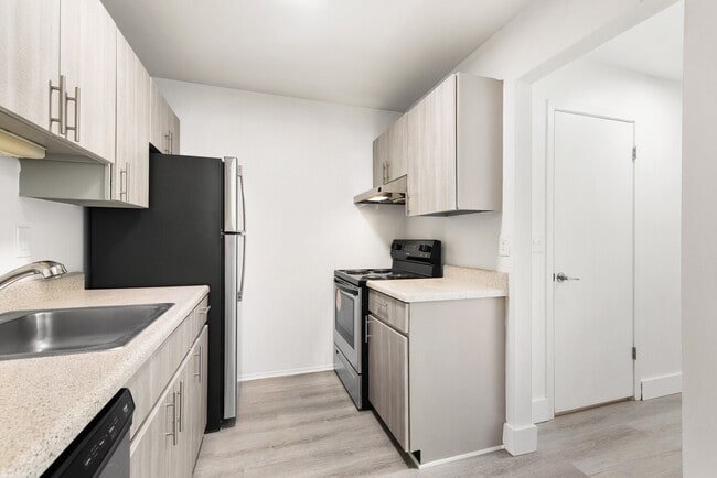 Photo - Reserve At Westland - Westland, MI