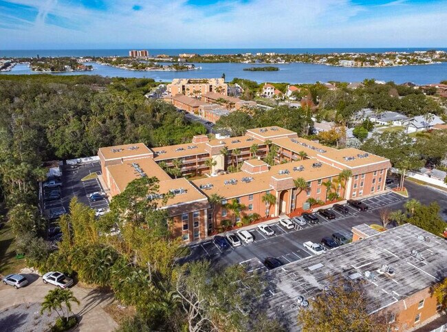 Photo - 12760 Indian Rocks Rd