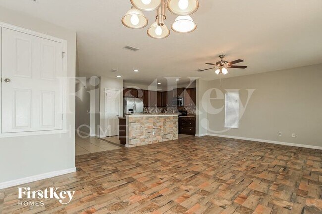 Photo - 3512 Cayugas Loop