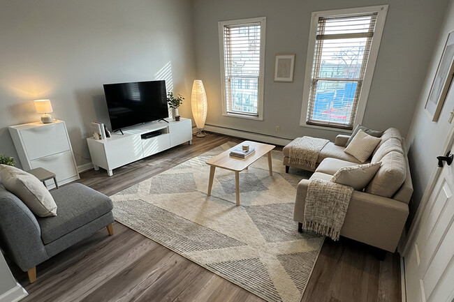 Photo - 336 Washington Ave Unit 1