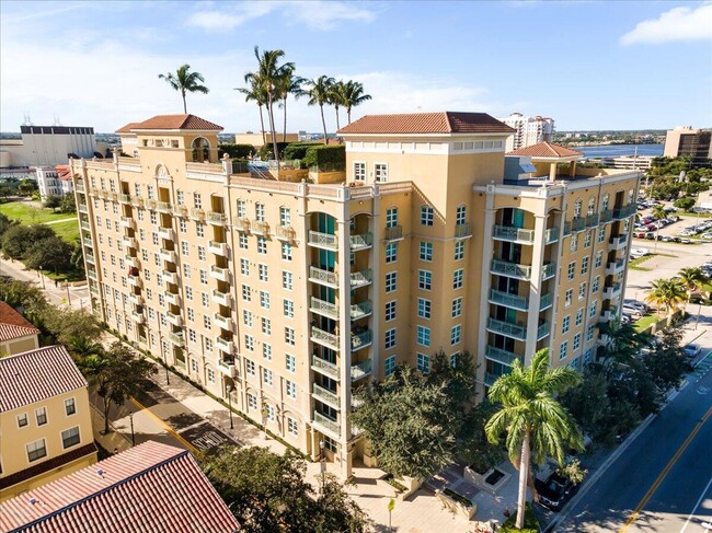 Photo - 403 S Sapodilla Ave Condo Unit 405