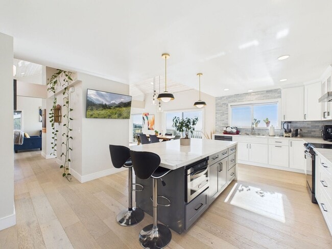 Photo - 3325 Brunell Dr