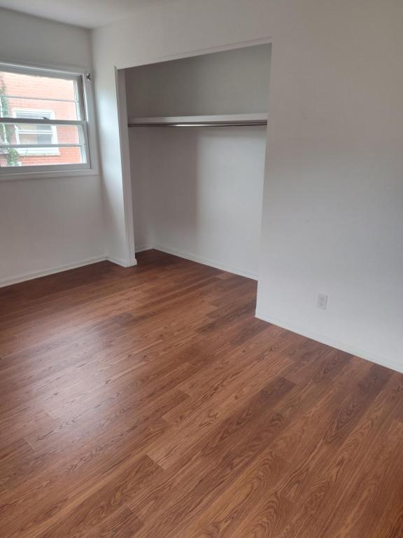 Building Photo - 109 N Russell St