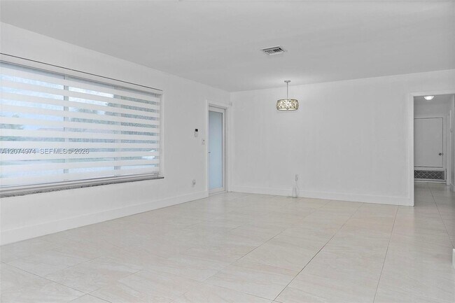 Photo - 6304 SW 93rd Pl