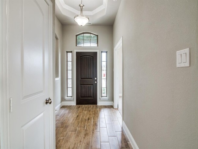 Photo - 210 Jacaranda Dr