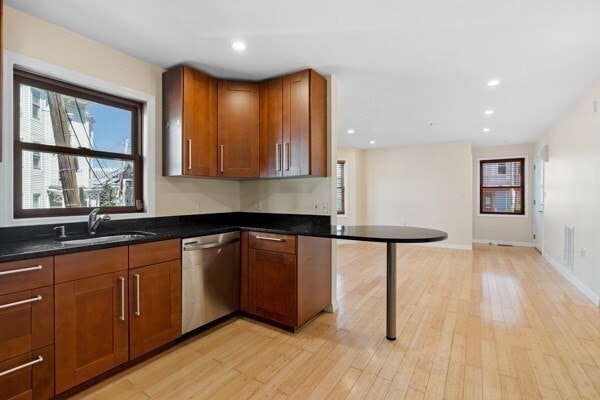 Building Photo - 65 Calumet St Unit 1 Rental