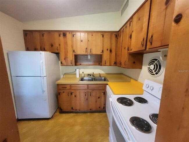 Photo - 1801 Pineview Cir